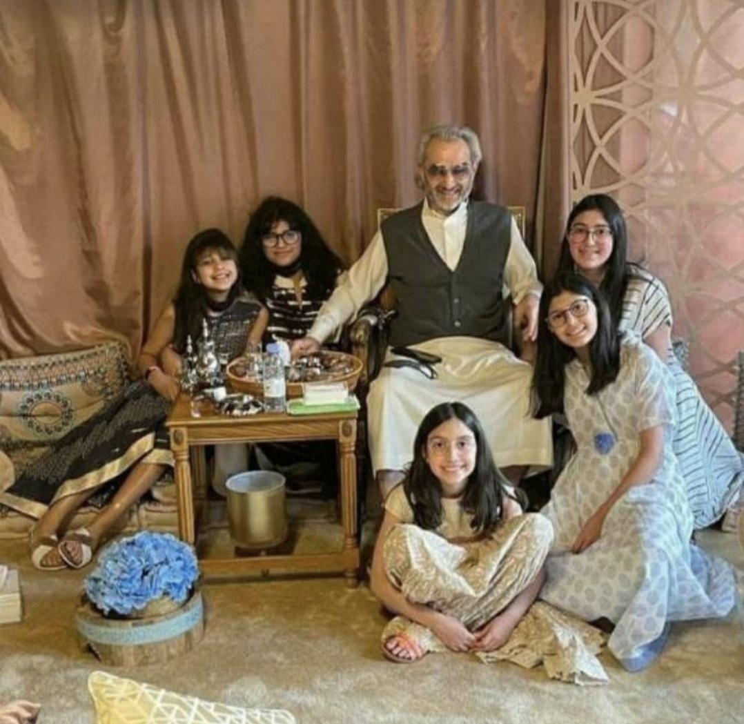 عااااااجل. بدا العد التنازلي سيتم السحب من ضمن سحوبات الليله 2مليار
الفائز الاول والثاني 350000 الف
الثالث700الف 
الخامس650الف 
السادس600الف
السابع550 الف
الثامن400 الف
التاسع300 الف
العاشر والحادي عشر250الف
رتويت
متابعه الحساب 
ارسل اسمك ورقم جوالك خاص