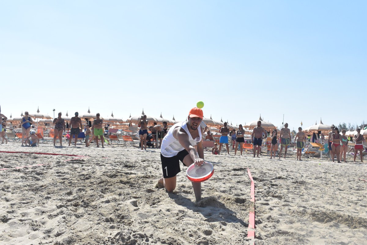 romatamburello's tweet photo. ⛱ CAMPIONATI ITALIANI TAMBEACH🔥
Doppio Misto: @lorenzo_carda &amp; Maria Veres
Doppio Maschile: @GDessi &amp; Damiano Galantini https://t.co/Z2ldoo6SNK