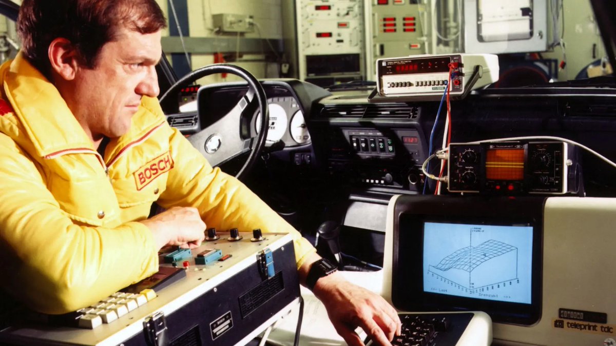 Did you know that many important but not visible functions in cars are electronically controlled? <a href="/BoschGlobal/">BoschGlobal</a> has the ambition to make automotive equipment more durable and with low maintenance. Follow our path #semiconductors: bit.ly/3B0P2DJ