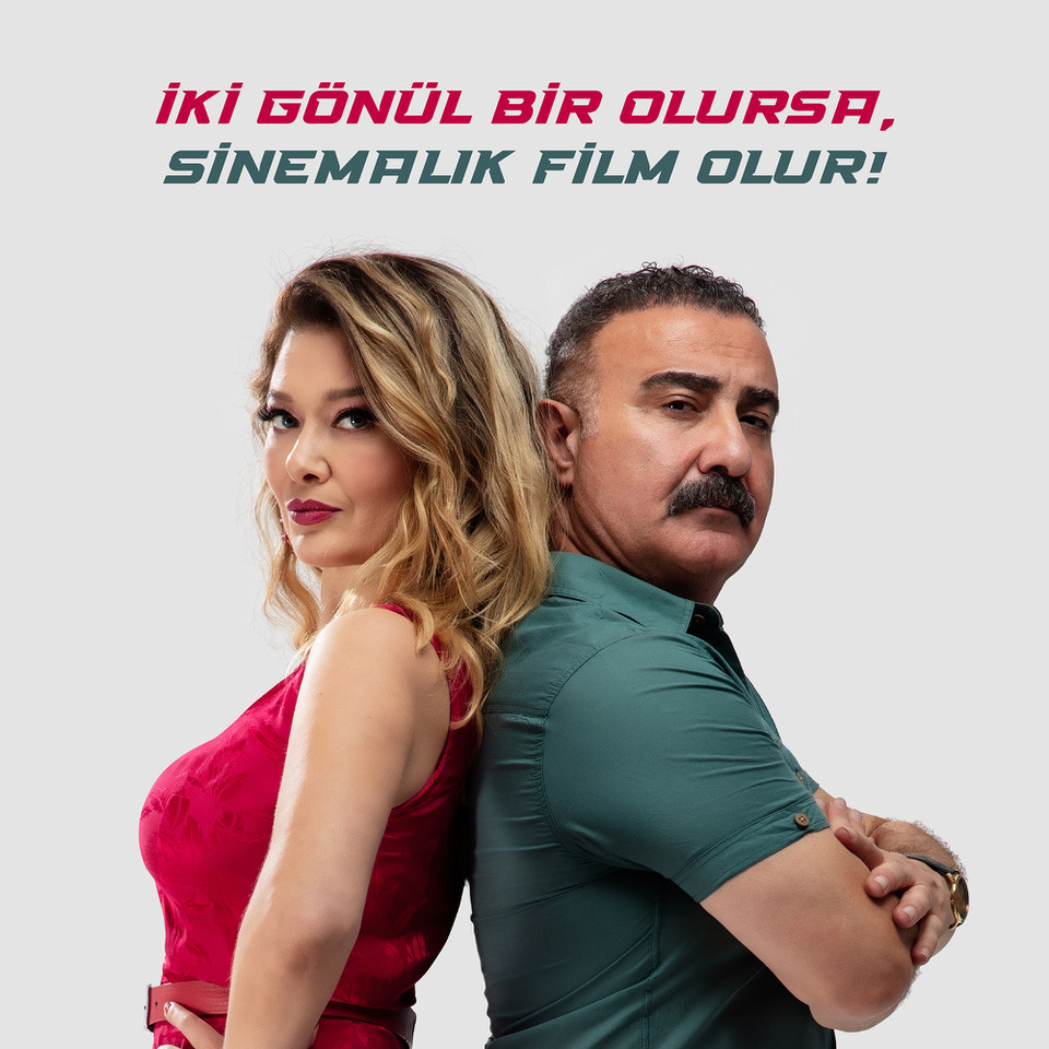 İki gönül bir olursa, sinemalık film olur. Komedisi yerinde, aksiyonu çok olur. 😍

#KimBuAile 7 Ekim’de sinemalarda!
#CJENMTürkiye #CesurTavuk #Film #7Ekim #CengizBozkurt #NurgülYeşilçay