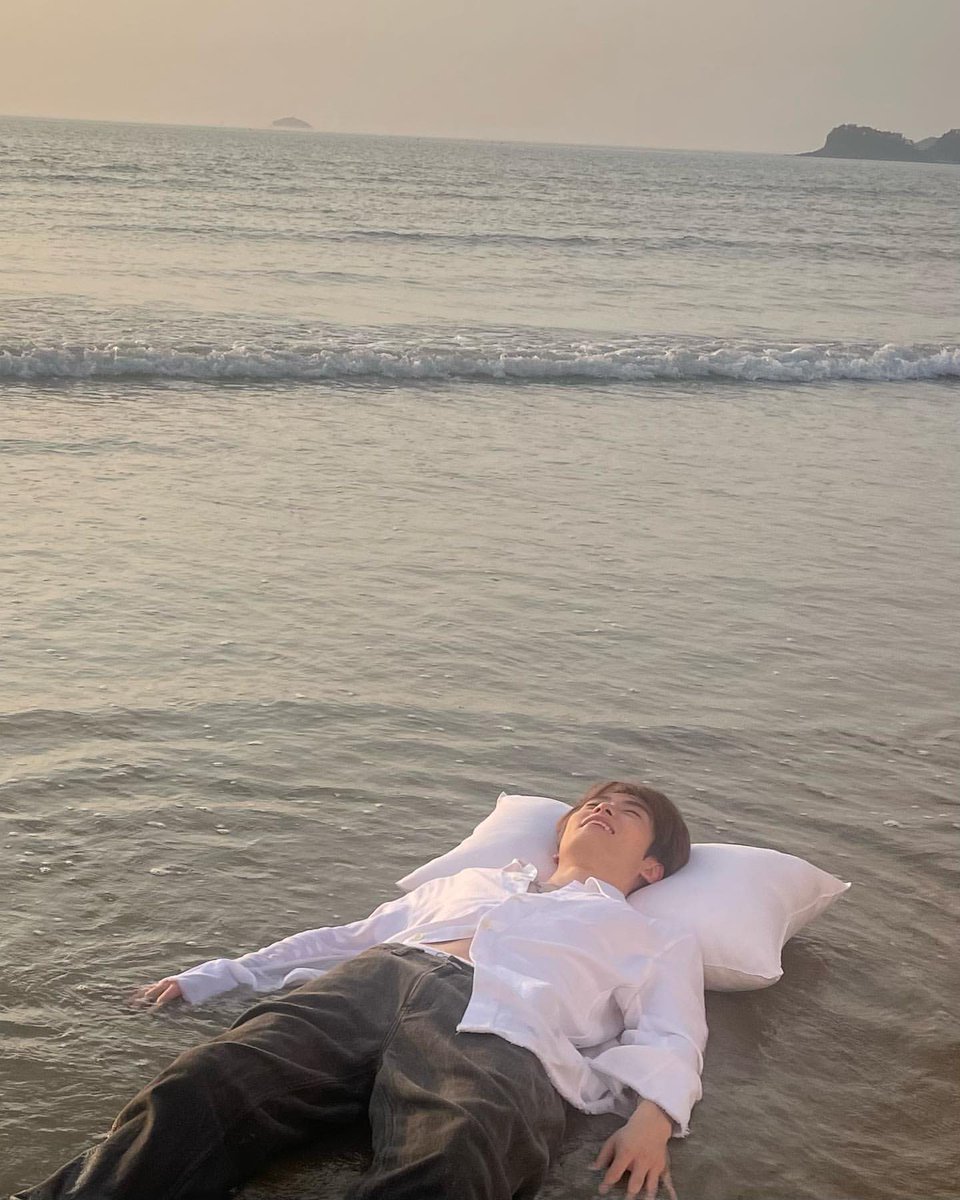 simpyoonoh's tweet photo. my cute pookie bread https://t.co/HTQEI2i3jD