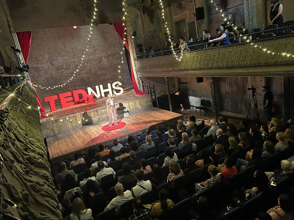 First speaker today is <a href="/KhadijaOwusu/">Dr Khadija Owusu</a> <a href="/MelaninMedics/">Melanin Medics</a> 

They talk about how representation in #medicine saves lives.

“Having more melanin doesn’t mean you have thicker skin and can take all the pain in the world”

#TEDxNHS #MedTwitter #NHS #SickleCell