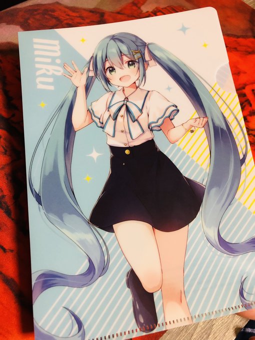 クリアファイルはゲットできたけどウエハースはどこにも…😇 