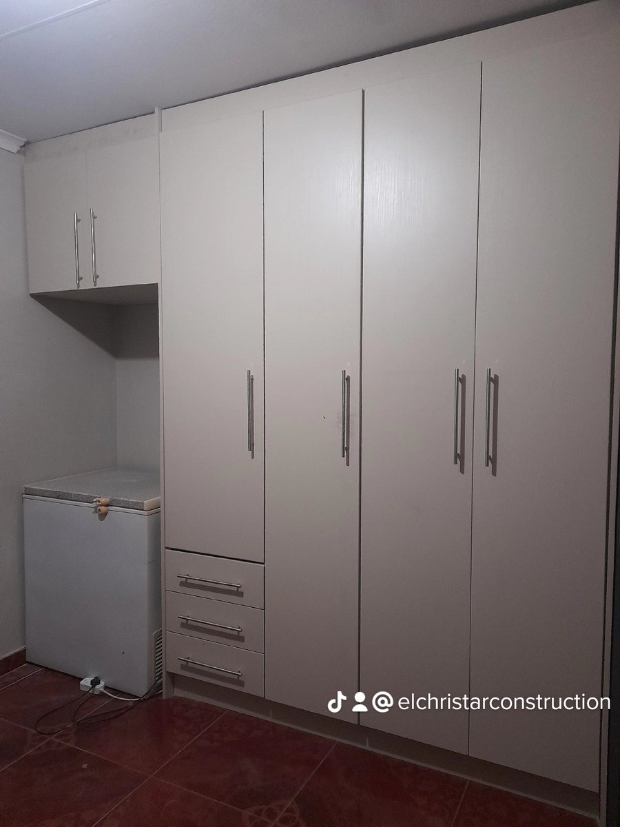 el_christar's tweet photo. Built-in Wardrobe https://t.co/KHt29787sN