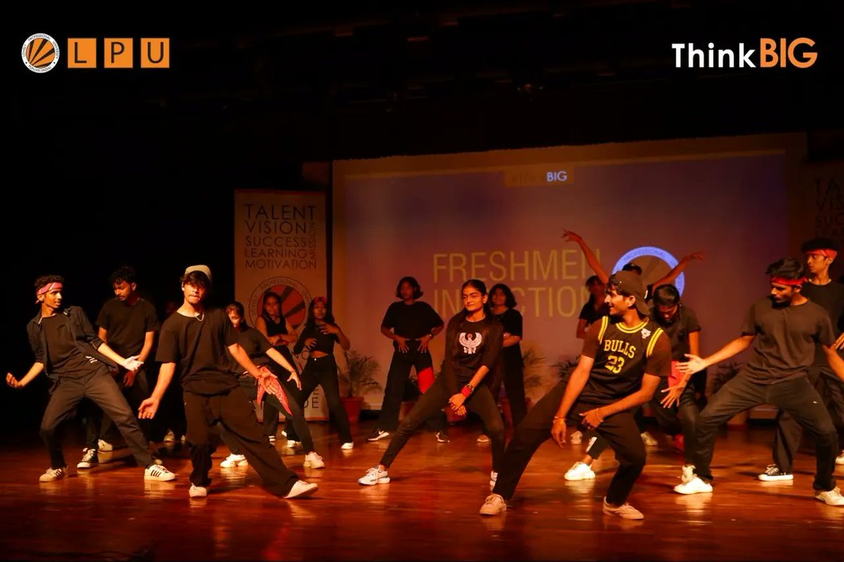 lpuuniversity's tweet photo. Tag all the new Vertos you know and wish them a great #LifeAtLPU!
#LPUForYou #LPUDiaries #LPUReview #EventsAtLPU #UnityInDiversity #WelcomeToLPU #FreshmenInduction2022 #UnityInDiversity #TuesdayThoughts #TuesdayMotivation #BestUniversity #TopUniversity #AchieveBIG #ThinkBIG https://t.co/n4apZKTO1n