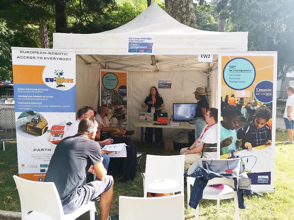 eu_rate's tweet photo. // LUDOVIA 2022 //
@ligue_NA  is present today and tomorrow at the Ludovia summer camp of digital education, in Ax-les-Thermes (FR) to present the EU-RATE project. Rich exchanges with teachers and youth leaders from all over France, very interested in the project! @ludoviaORG https://t.co/QFm82jhjM4