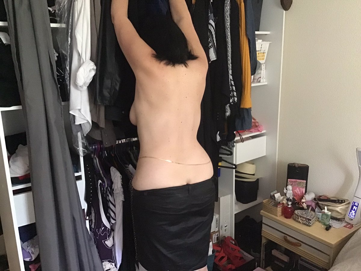 maitre_sheitan's tweet photo. Pas de liens.Pas de contraintes. Obéir à un ordre pour le plaisir ! Recevoir pour mieux donner: soumise à son Maître #fouet #cravache #punition #soumise #soumission #fesse #spankingirl #Spankmeharder #wife #femmemature #femmechaude #markisia https://t.co/UHf8ORHJFA