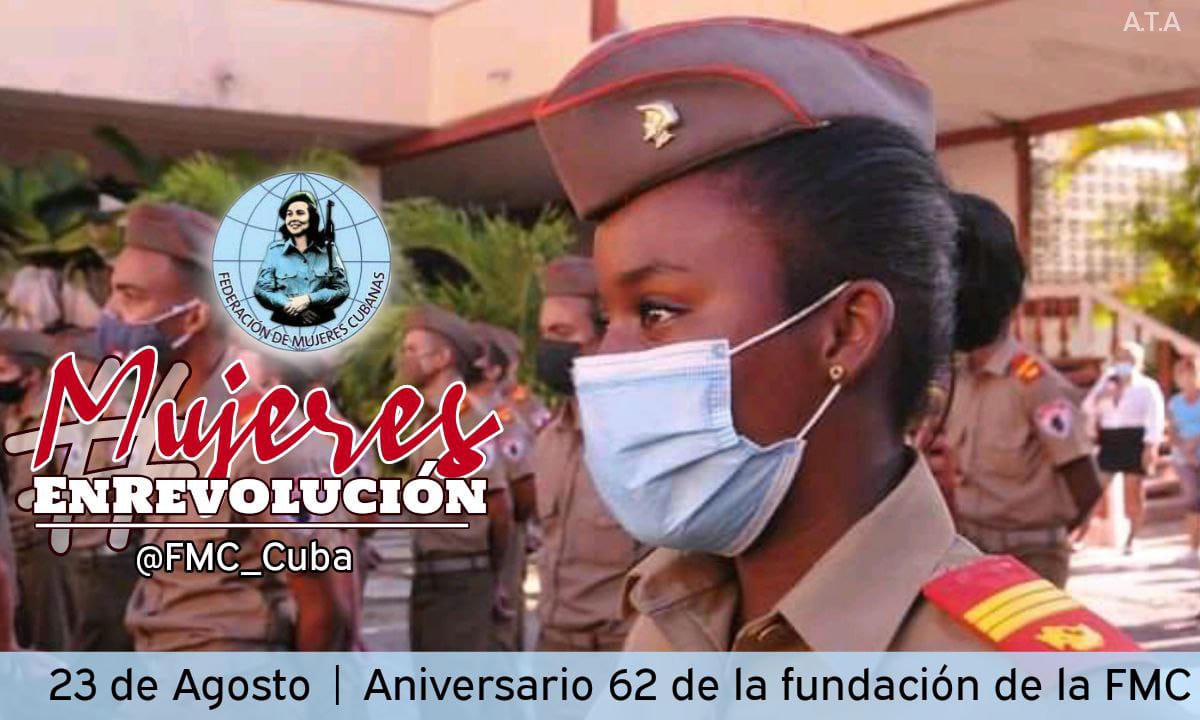 La mujer cubana, presente en la defensa de la Revolución Martiana y Fidelista.
#MujeresEnRevolucion #CubaPorLaPaz #CubaPorLaVida <a href="/FMC_Cuba/">FMC de Cuba</a> <a href="/CubaCoopera/">CubacooperaVeNu</a> <a href="/cubacooperaven/">Brigada Médica Cubana en Venezuela</a> <a href="/AdanVillavicen5/">Adan Villavicencio Guzmán</a> <a href="/altunaga_perez/">Esthet Perez altunaga</a> <a href="/MINSAPCuba/">Ministerio de Salud Pública de Cuba</a>