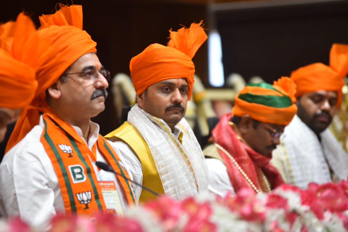 NITiN (@nitin5773) on Twitter photo Many happy returns of the birthday to <a href="/vaibhavpawarmp/">Vaibhav Pawar</a> ji. God bless you for all of your efforts in leading our State towards better days. #Hbd_Vaibhav_Pawar Many happy returns of the birthday to <a href="/vaibhavpawarmp/">Vaibhav Pawar</a> ji. God bless you for all of your efforts in leading our State towards better days. #Hbd_Vaibhav_Pawar