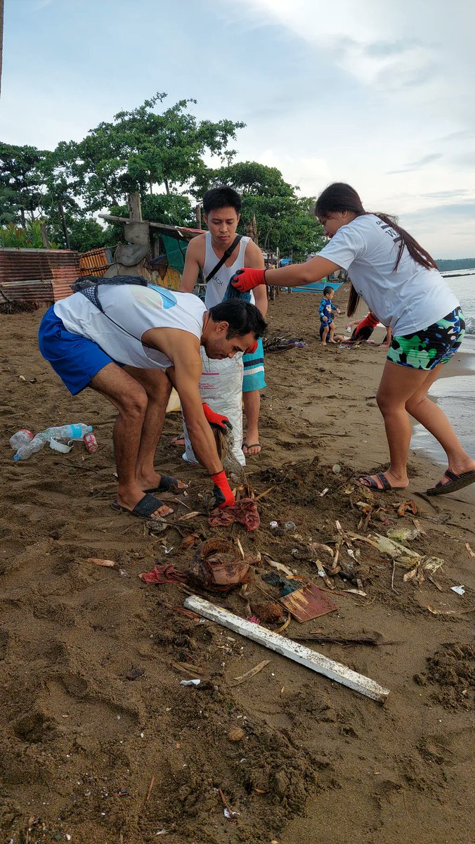 bcollective_llc's tweet photo. $BEACH
Well done to Barbz and the team in the Philippines on another successful beach clean

Check out their post and others on Beach Action: https://t.co/SrEKE4JI7O 
#BeachAction #CleanOceans #BeachCollective #Sustainability #ClimateChange #SaveOurOceans #CircularEconomy https://t.co/qagmsC2vHw