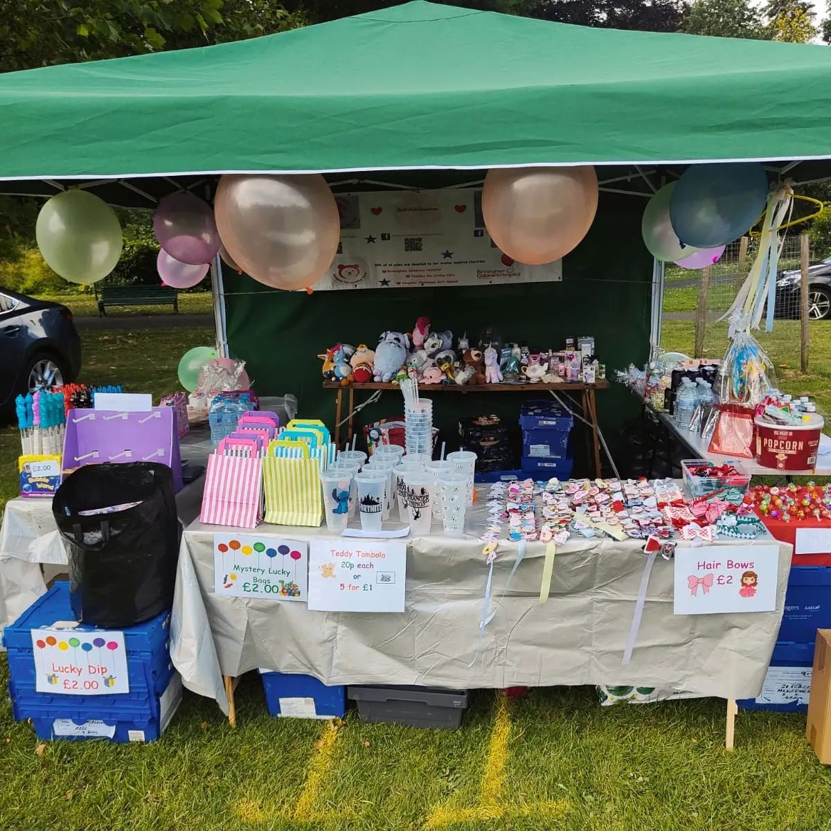 CannockWalkinSt's tweet photo. Archie's Hearts and Teddies sweet shop will be at our Beach Party (Celebrate Cannock) event on Aug 28th selling sweets, hair bows, cold cups, pocket money toys, running a tombola &amp; more. Some of the items are from PhnXx FoXx Creations
#BeachParty #celebratecannock #visitcannock https://t.co/XO1pHnwPpE