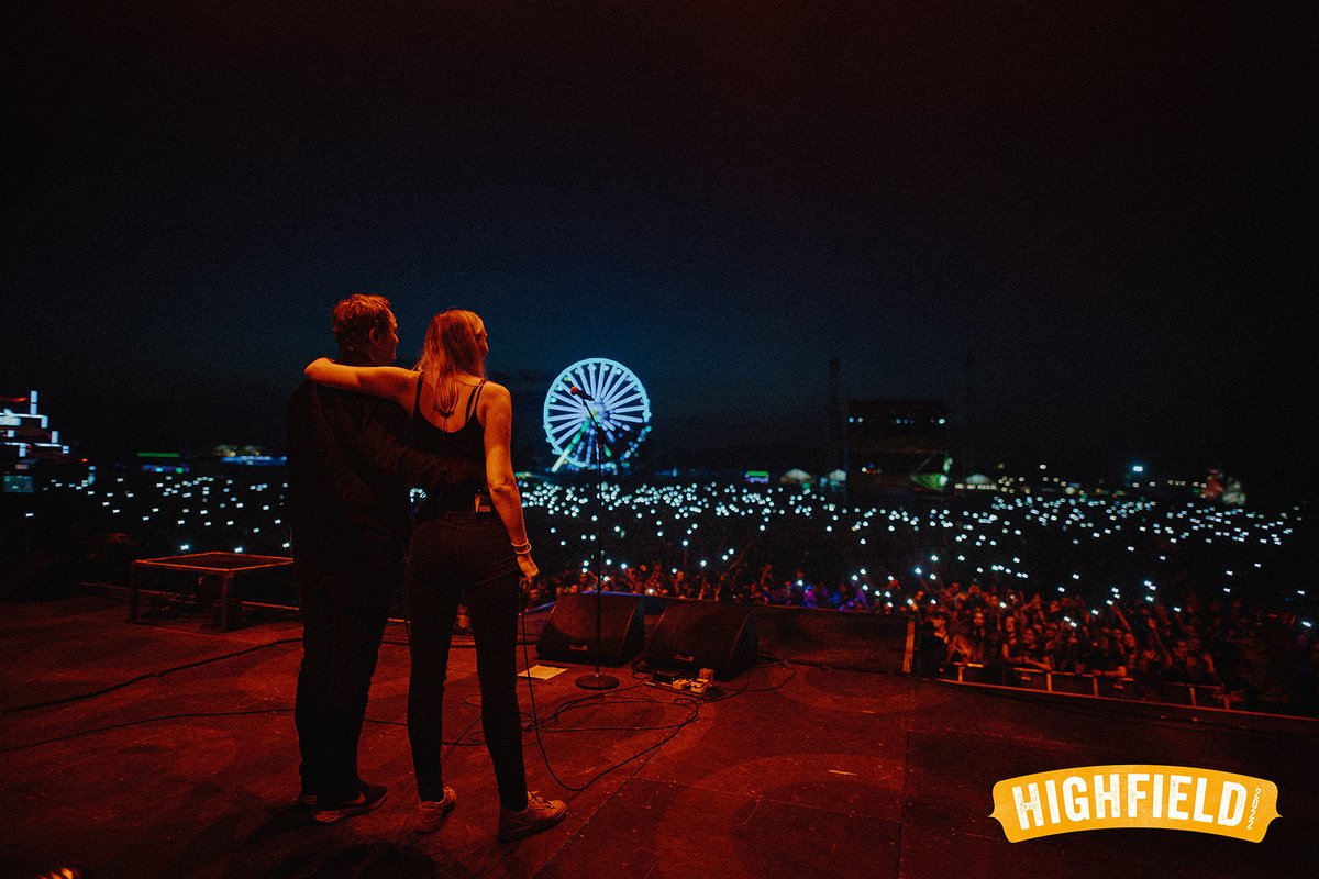 IHR. SEID. DER. WAHNSINN! 
Was ging denn hier ab? Ihr habt in null komma nix die erste Preisklasse leergefegt. Tickets gibt es ab sofort in der zweiten Preisklasse für 169,- Euro auf highfield.de/de/tickets/