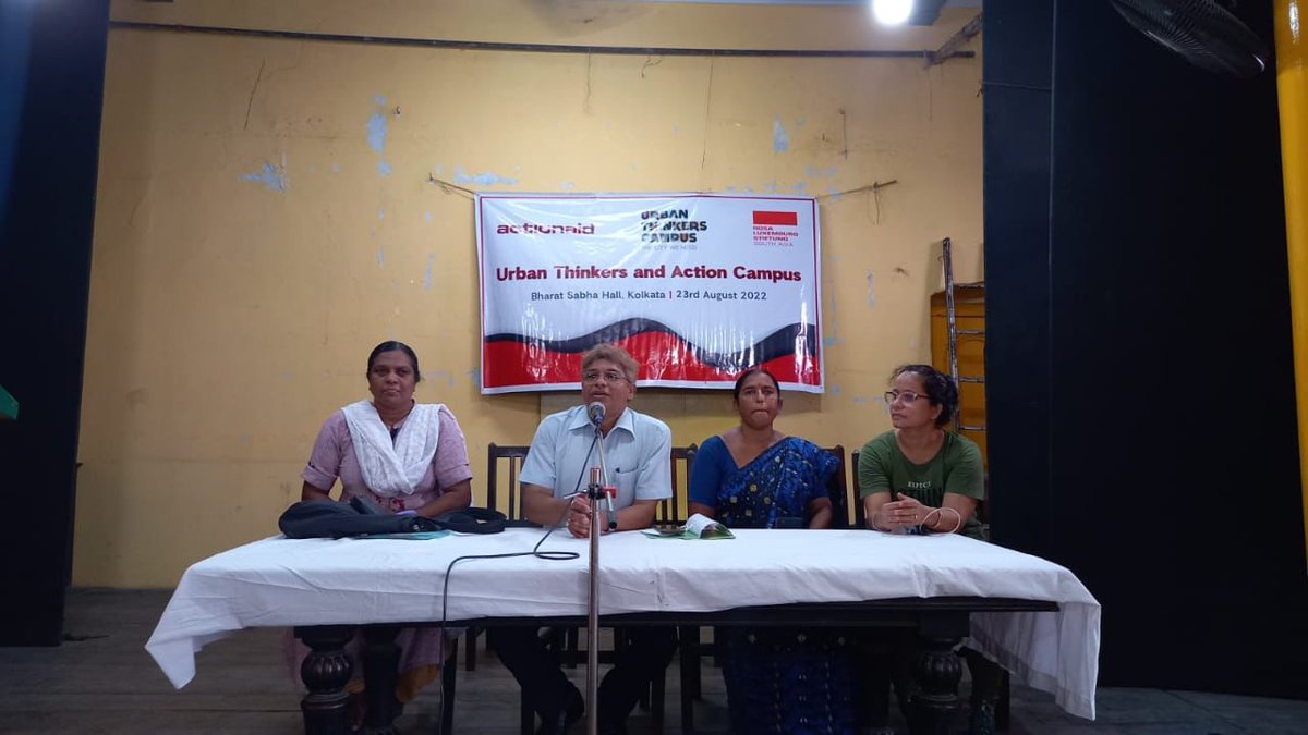 ActionAidIndia's tweet photo. @ActionAidIndia organised a consultation with 200 women informal workers as part of Urban Thinkers and Action Campus in Kolkata with support from @RLSSouthAsia.
Jt Labour Commissioner, Mr Kingshuk Sinha, spoke on the rights and entitlements of urban informal workers. https://t.co/DsaKd3OHzn
