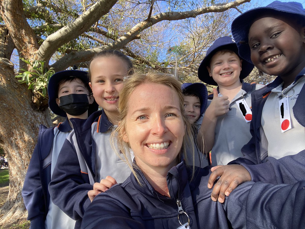AislingPForbes's tweet photo. Year 2 had an a-MOO-zing time at Landsdale Farm. We love LIFE Week! #HCCEllenbrook https://t.co/RkVwfmUQrG