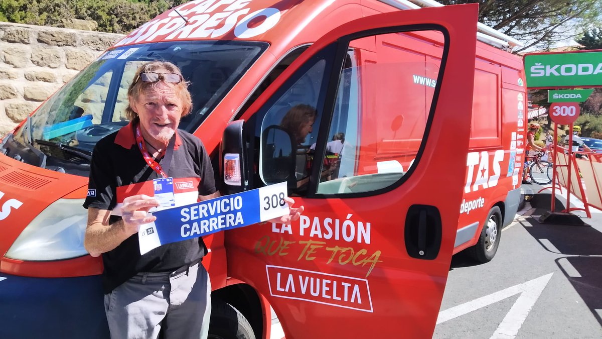 Con más ilusión y nervios que la primera vez!!! 
Arrancamos #vuelta22