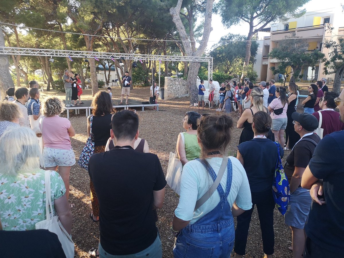 Bigre! (@bigremut) on Twitter photo Ce lundi, c'était le coup d'envoi de la Bigre! Rencontre #BR2022
🔹+ de 250 entrepreneur.es, 90 animateur.trices réunis à #Sète
🔹1 programme sur 5 jours, 80 ateliers, 3 émissions radio
🔹1 organisation inter #cooperative avec @Coopaname <a href="/oxalisSCOP/">Oxalis Scop SA</a> <a href="/SmartBe_fr/">Smart cooperative</a> Ce lundi, c'était le coup d'envoi de la Bigre! Rencontre #BR2022
🔹+ de 250 entrepreneur.es, 90 animateur.trices réunis à #Sète
🔹1 programme sur 5 jours, 80 ateliers, 3 émissions radio
🔹1 organisation inter #cooperative avec @Coopaname <a href="/oxalisSCOP/">Oxalis Scop SA</a> <a href="/SmartBe_fr/">Smart cooperative</a>