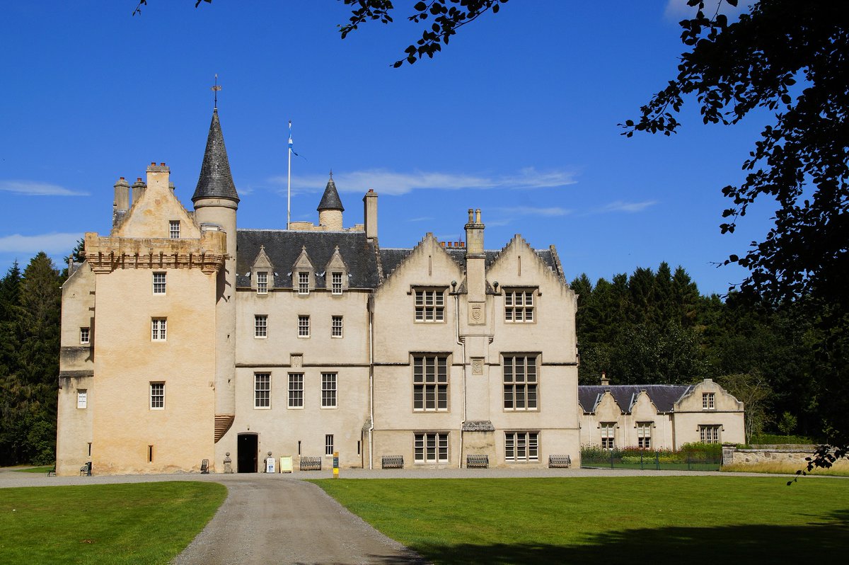 crer_scotland's tweet photo. 3/ Many people will be aware that slavery was the basis for much of the wealth of Scotland’s cities, but this wealth was not confined to the cities – it also significantly shaped patterns of land ownership in the Highlands. https://t.co/cRCKtirKRC https://t.co/Ebh5DC1IAa