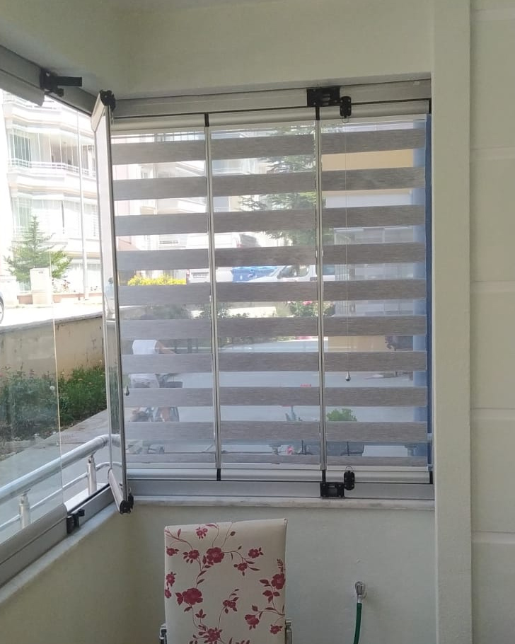 #cambalkon #zebra #perde cam üstü yapıştırmalı perde modelleri en uygun fiyat garantisi ile perde.com/cam-balkon-ve-…
#plicell #plise #zebraperde #balkonperdesi #perdecom 
#jaluzi #dikeyperde #katlamalıperde #stor