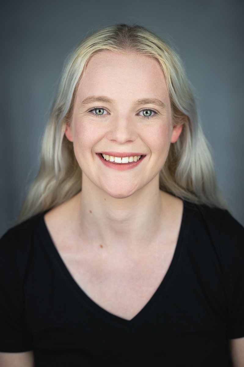 EmilyPorrett's tweet photo. #seekingrepresentation Hi i am Emily Porrett  a musical theatre performer mainly a dancer and a singer currently seeking representation here is my spotlight https://t.co/cqQh14a3iz @network_actor https://t.co/SiG1Xfl7XZ