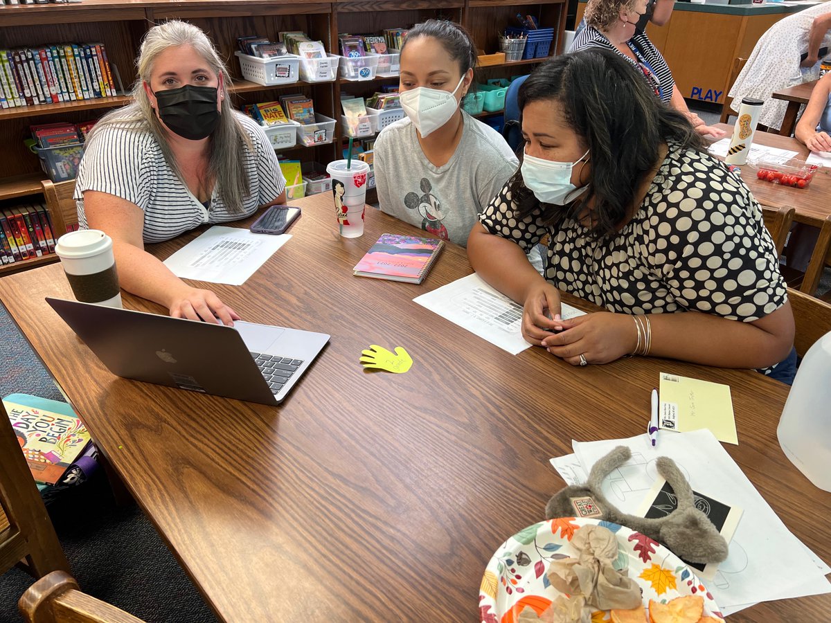 clubob9's tweet photo. Teams of teachers and staff @DickenA2 getting ready for students in less than a week as we kick off the 22-23 school year. #YouBelongA2 #WelcomeBackAAPS @A2schools @A2SchoolsSuper https://t.co/L4SC6TYTXh