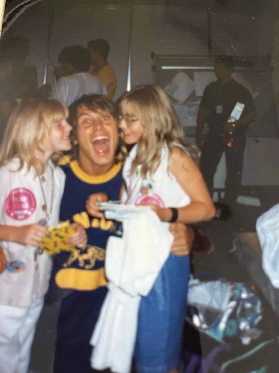 dullatbreakfast's tweet photo. @OfficialMarkO My mum has recently found out photos from when we met you and the guys in 1997. The memories we have are amazing, you took me to McDonald’s to get a happy meal as I didn’t like the food at the venue, you sir are the sweetest 💚 https://t.co/JS4LVWOoNg