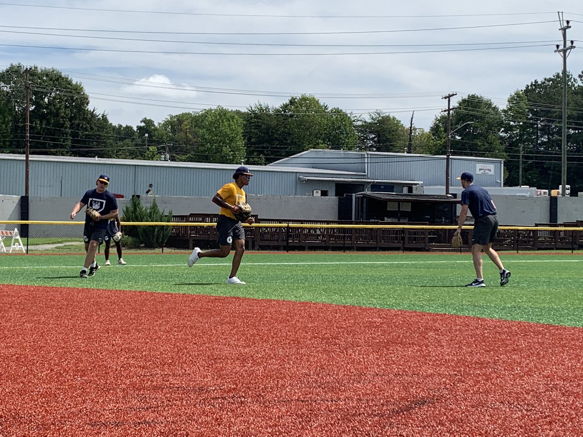 Back Like We Never Left

#DestinationJUCO

🦏🔥💪🏼📈