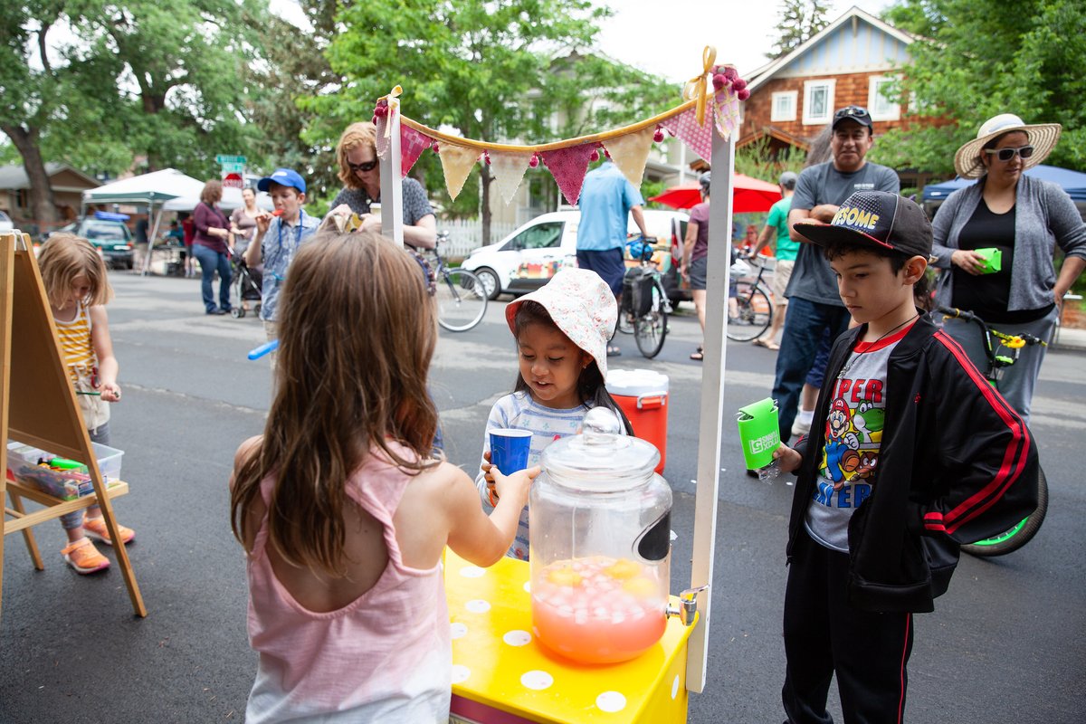fortcollinsgov's tweet photo. 🎉 Open Streets returns to FoCo this weekend: Live music, arts &amp; culture, food trucks &amp; activities from 50+ local business - all along nearly two miles of car-free Stover St. (from Stuart to Horsetooth)

🗓️ Sun., Aug. 28 | 10 a.m. to 3 p.m.
🗺️ https://t.co/X6MJOCwdvN https://t.co/KPT6oYe5V3