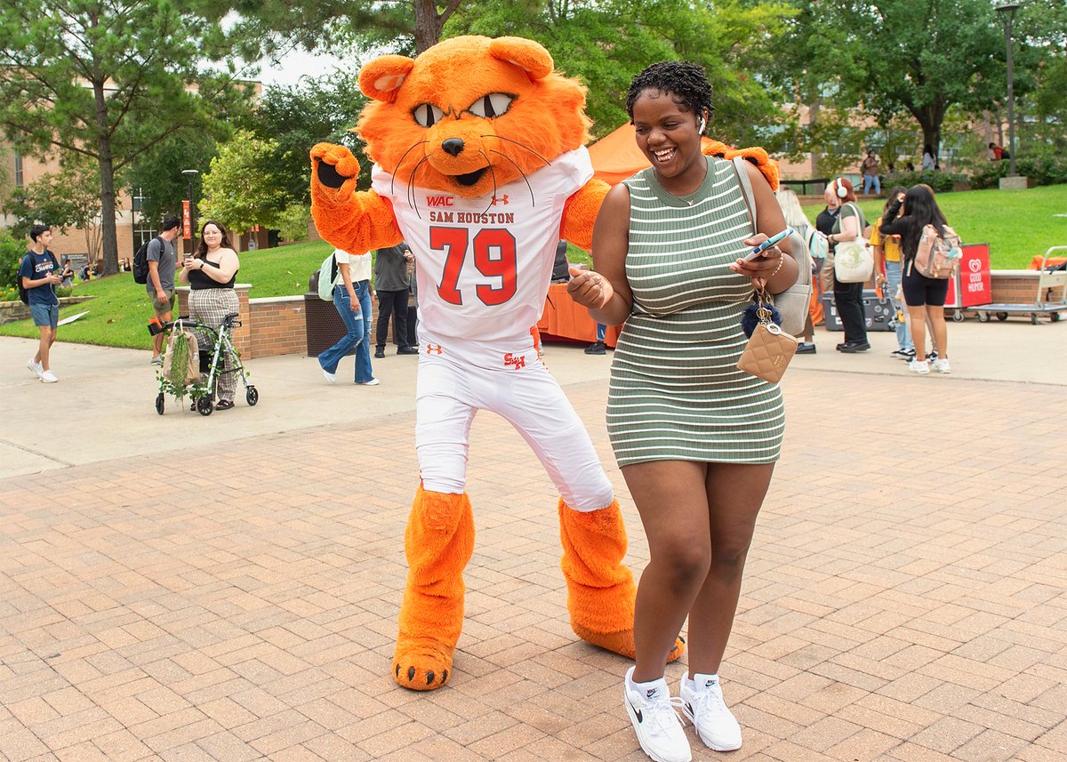 SamHoustonState's tweet photo. We are glad that you are home #Bearkats! https://t.co/z7tNSO3BAr