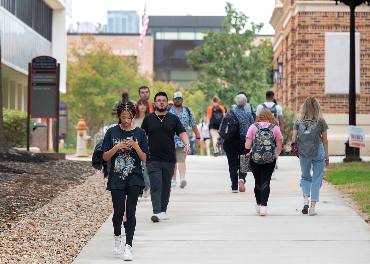 SamHoustonState's tweet photo. We are glad that you are home #Bearkats! https://t.co/z7tNSO3BAr