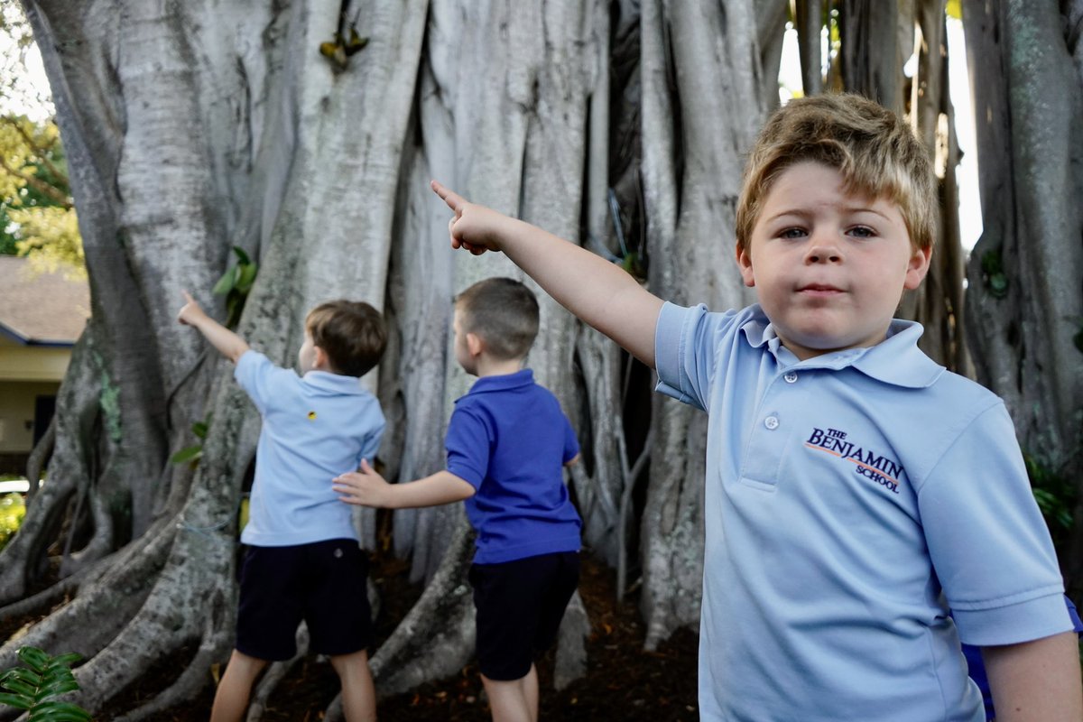 BenjaminBucs's tweet photo. Fun morning exploring the outdoors around the Banyan trees for children in our WOW Program #bucsareback #ihearttbs https://t.co/cyLs3xXAK4