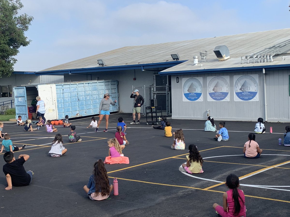 Fern Drive School tweet media