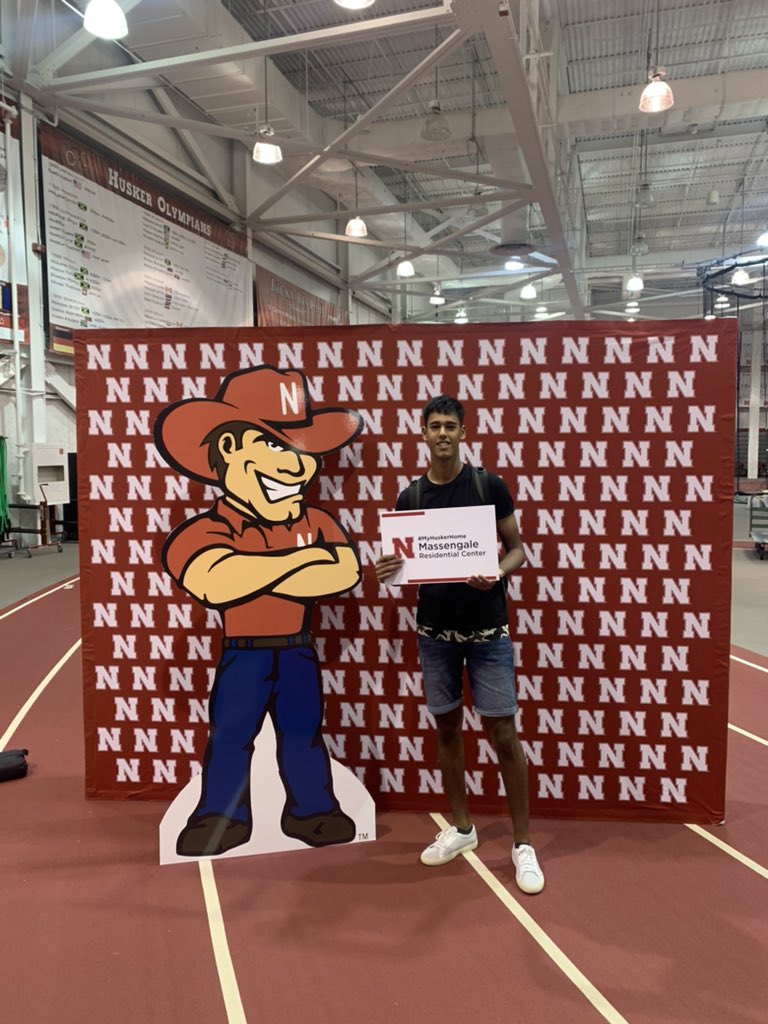 debroto's tweet photo. Fly high Atirath… chase your dreams… Go BIG… login in @UNLincoln @UNLPGM 

#firstdayatschool #Nebraska #PGA #pgti #golf #professionalgolf #passion #way2success #universitylife 

@citizentroy2016 https://t.co/yeUYrrEcqO
