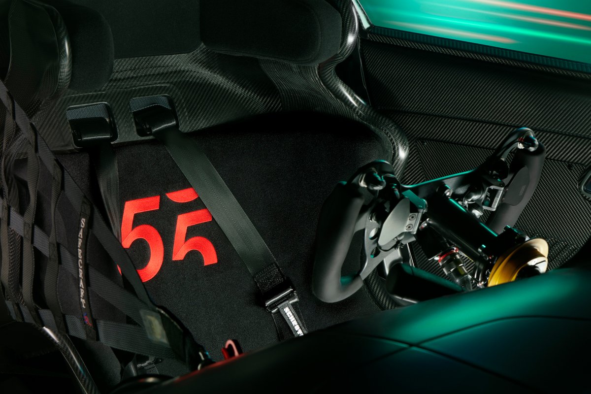 amgmotorsport's tweet photo. Exceptional to the core, outstanding in various ways: the Mercedes-AMG GT3 EDITION 55.
The limited race car comes with exclusive exterior and interior details and an @IWC Pilot’s Watch Chronograph Edition “AMG” in a unique EDITION 55 box ⌚
#AMG #55YearsOfAMG #55YearsEdition https://t.co/col2yWY7OF