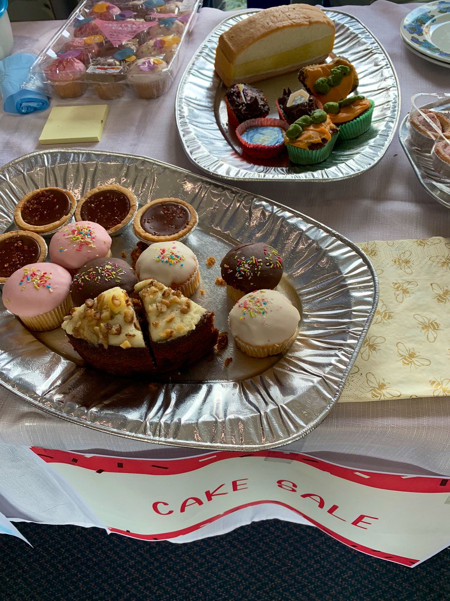 Two cool kids held a cake sale at The Meadows today 🍰. They raised over £150 for the Young Onset and Rare Dementia Service (YARDS) - we couldn’t be prouder of them 👏🏼 thank you to them, their mum & our team CPN Jodie for organising! @RareDementia @YoungDemNetwork @PennineCareNHS