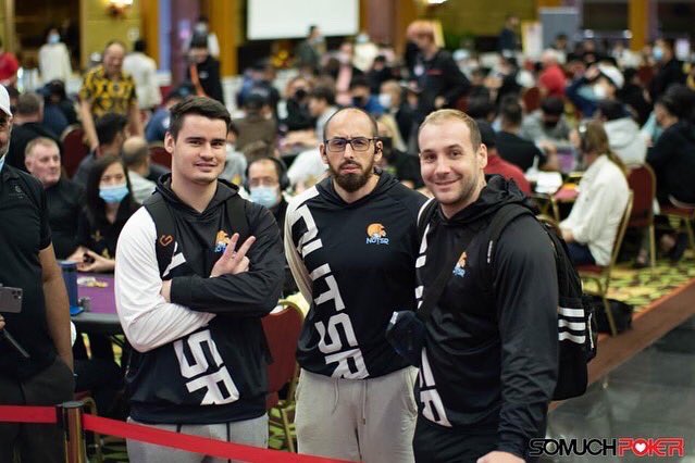 ClemKorteX's tweet photo. 2 tables finales pour les membres de l’équipe @NutsrPoker avec une 4ème place pour Pulsar sur le $1100 Main WPT, et ma 4ème place sur le $3K Highroller.

Merci pour le soutien de mes teamates ainsi que des personnes de l’extérieur qui m’ont encouragé.

One love. 🤘🏻 https://t.co/K3K5JjgWJZ