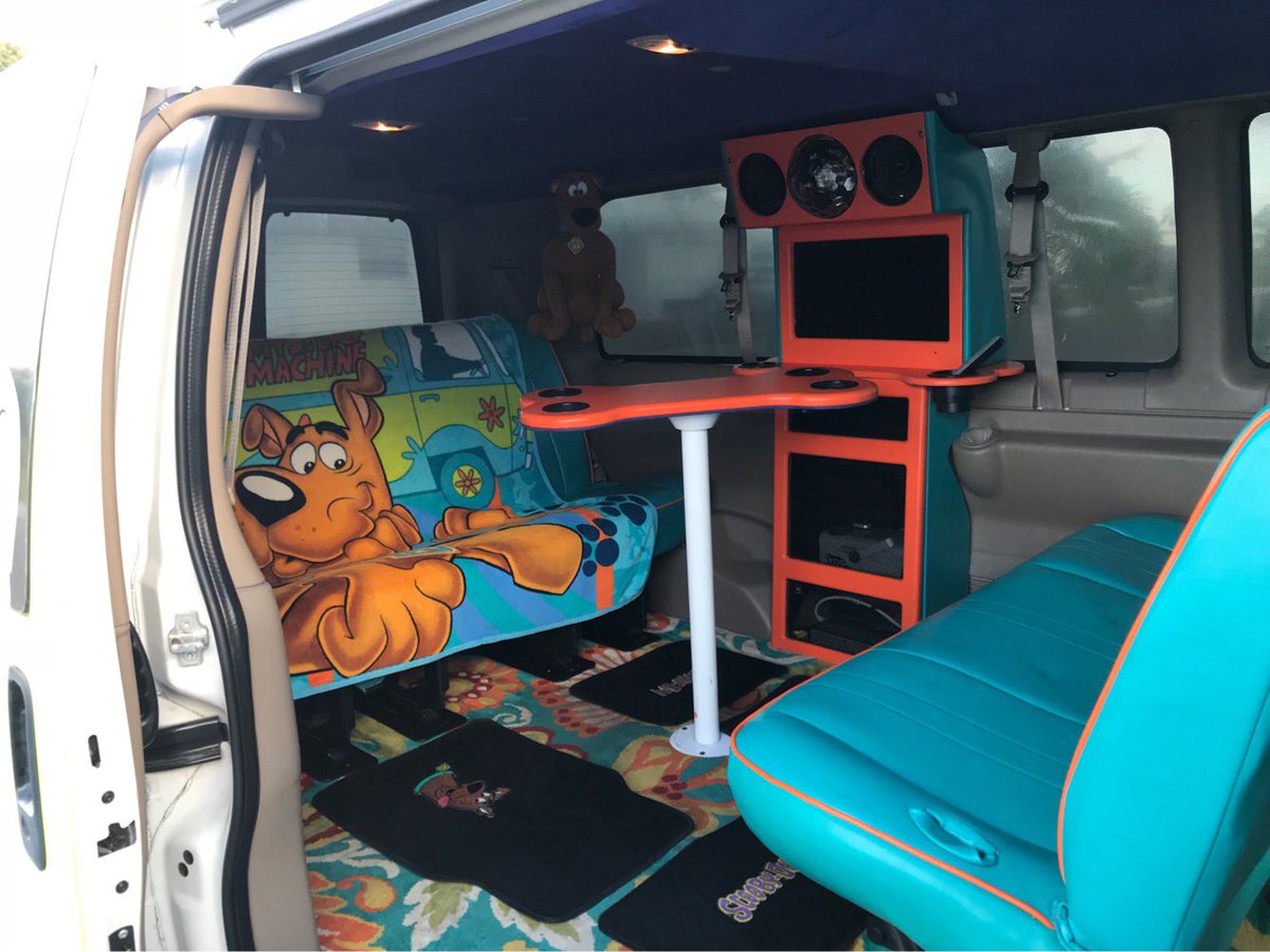 A_Web_Slinger's tweet photo. @billsfanmonica here is my custom van https://t.co/0A7ZMZwsQK