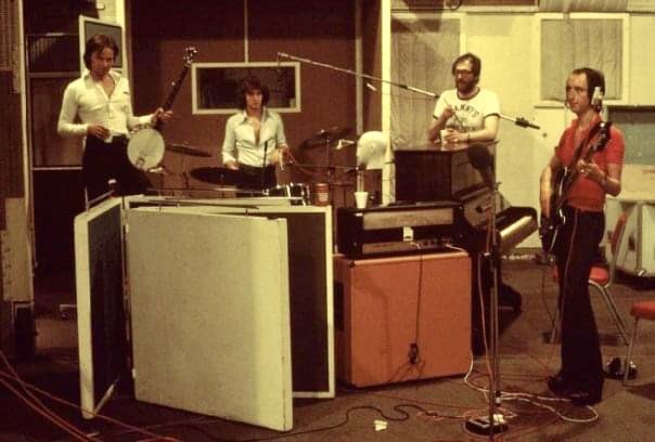 TheOfficialAPP's tweet photo. (From left) David Paton, Stuart Tosh, Eric Woolfson, Ian Bairnson. Taken during the Tales of Mystery recording sessions at @AbbeyRoad studios.
#TheAlanParsonsProject #MusicInTime https://t.co/kFsRDJxbPn
