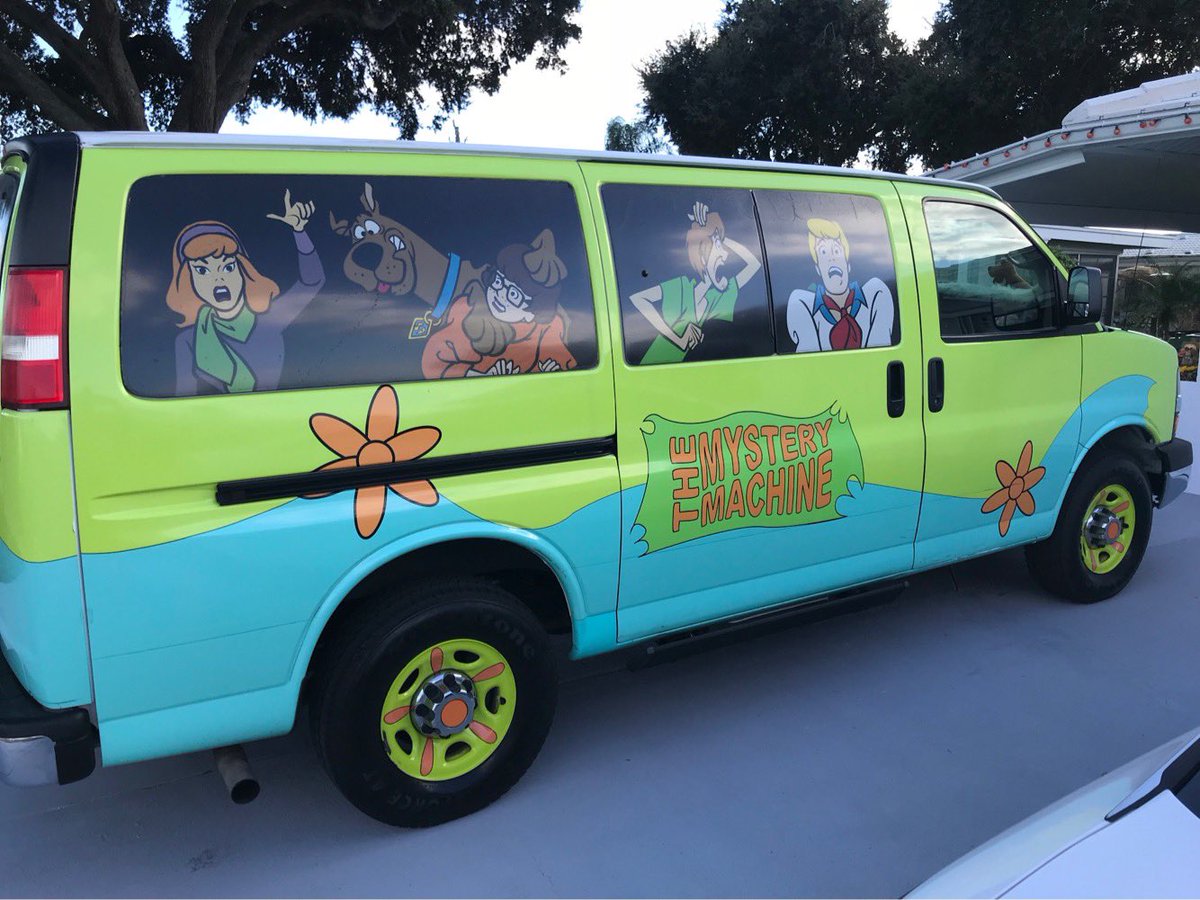 A_Web_Slinger's tweet photo. @RogerandJP here is my custom van https://t.co/7tabB000Ms