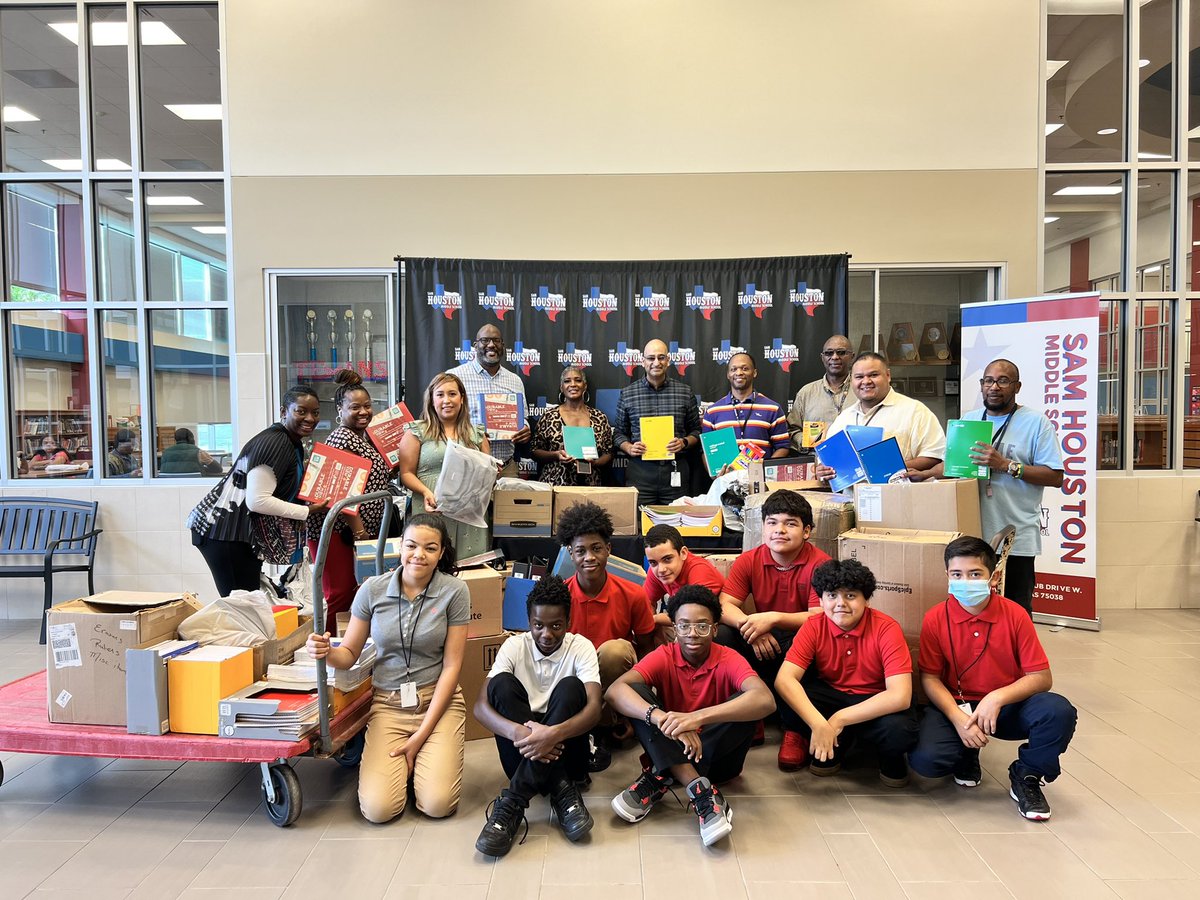 SamhoustonMS's tweet photo. A huge THANKS goes out to @AbbottNews Labs of Irving, TX for all of the school supplies that were donated to our AMAZING @SamhoustonMS students, teachers, and staff! We greatly appreciate your generosity!#ThePowerOfUs #TexanPride #samside https://t.co/N5pjDYXDq3