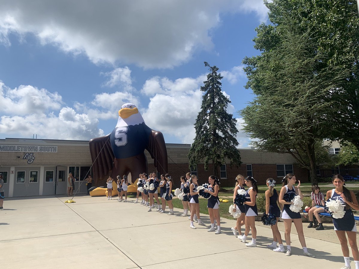 Great to see our band and cheer out meeting our new students. It is going to be a great school year.