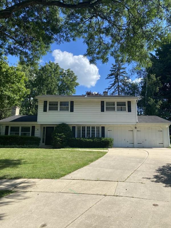 Hiam3's tweet photo. This 4 BED home won't last long! Ping me for details or a showing. #realestate  https://t.co/FUwBypMzir https://t.co/nE1iI74V7V