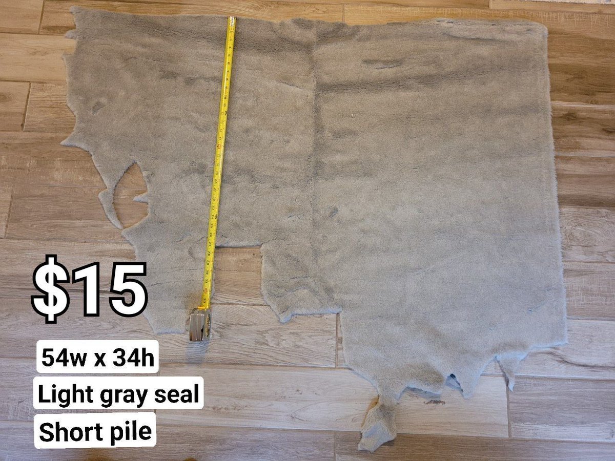 Pookauwa's tweet photo. Fur4sale https://t.co/8TtzOv3xGv