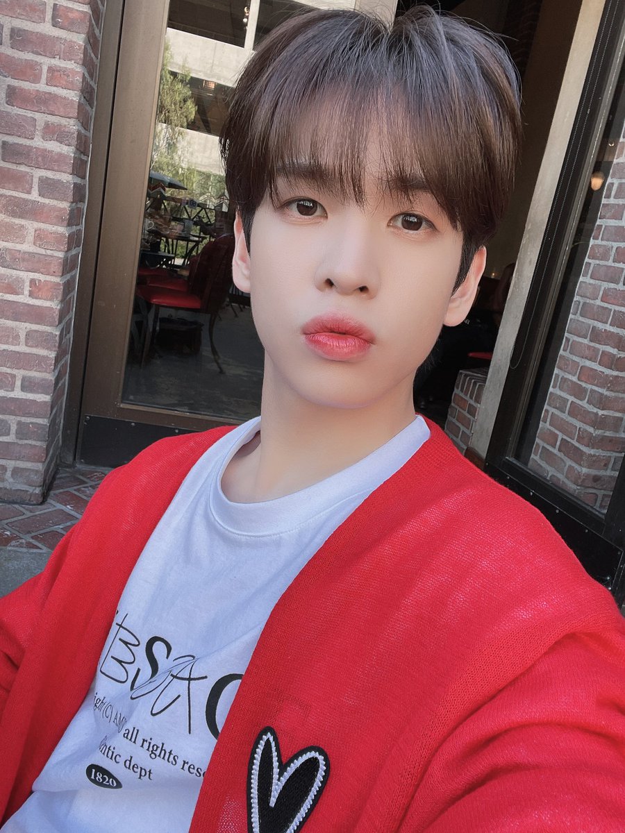 MaAllenFrance's tweet photo. 💫 | 📸 | 23/08/2022 

➥ Parce que je suis un garçon de LA~ 😎
📸 : TAEYOUNG 

©️ : @CRAVITY_twt 

#ALLENMA #앨런 #CRAVITY #크래비티  
___
@CRAVITYFRANCE_ https://t.co/5ygzqxgY6M