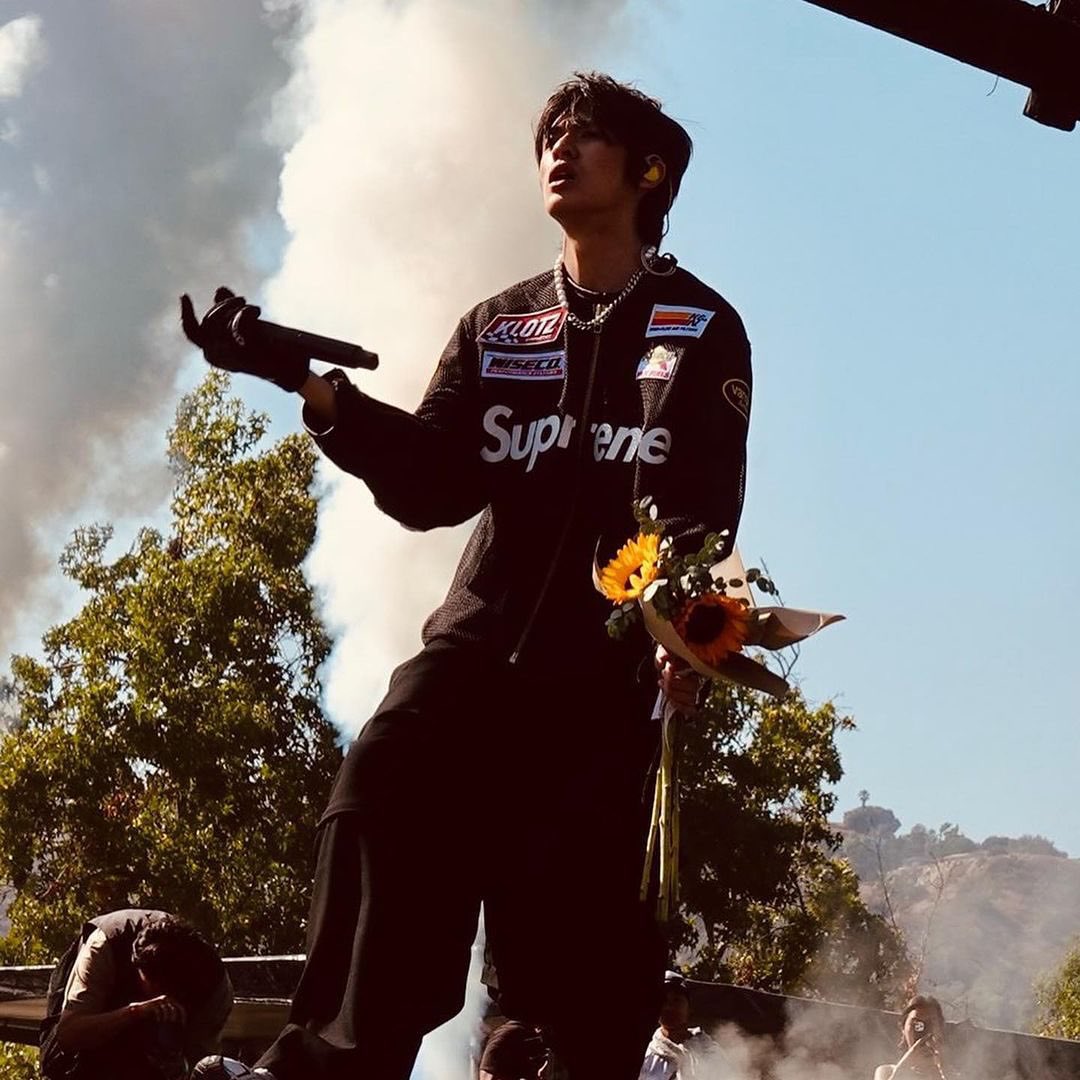 RlCHBRAIN's tweet photo. The rest of the performers were serving some sick stages too so it’s definitely safe to say that #HEADiNTHECLOUDS  is one of the best music festival held this year so far and believe me, this is a hundred percent unbiased opinion. https://t.co/NMKAoV73AX
