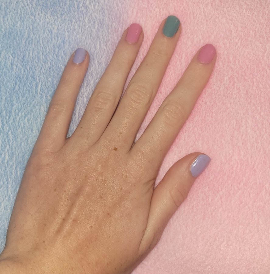 swiftiewitch's tweet photo. @ele_wonder_land @taylornation13 @taylorswift13 #3YearsOfLover essentials:
Skip down 16th Avenue, wear Lover merch, walk Cornelia Street, and paint your nails to match Lover! https://t.co/NNY141Arru