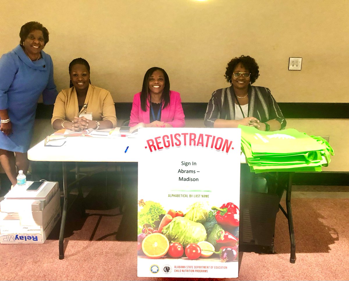 BreakForAPlate's tweet photo. Child and Adult Care Food Program Training today!! Learn how to participate in this program visit https://t.co/71ArzU2eil. Shout out to The Dairy Alliance and Jana Miller for attending today also. #dairyinschools #cacfpmeals #farmtocacfp https://t.co/IowFoZXHje