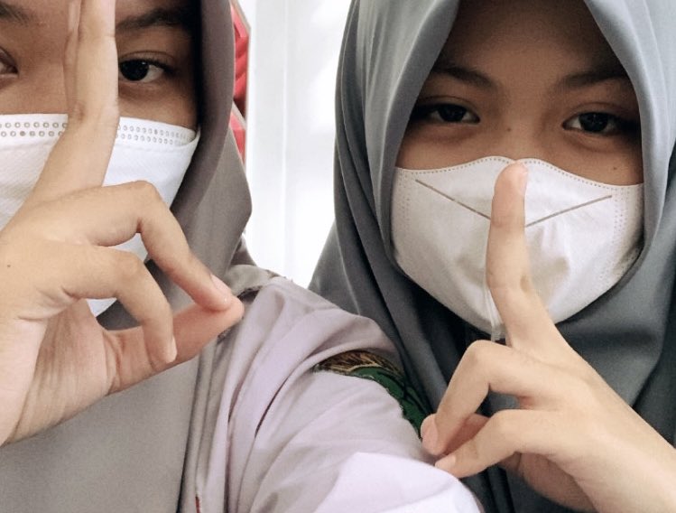 unknwonsmb's tweet photo. Inii foto tadi katanya mau buat jj wkwkwkwk https://t.co/OG15lbhJKb