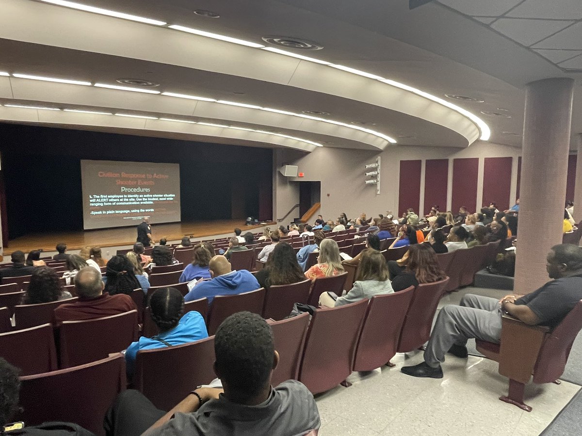 AldinePolice's tweet photo. Over 200 employees attended the Civilian Response To Active Shooter Event (CRASE). Thank you Sgt. McGowen and Officer Green for providing the training.
The next training will be open for all Aldine ISD employees on September 16th. Times will be provided soon. https://t.co/V61us4FGmA