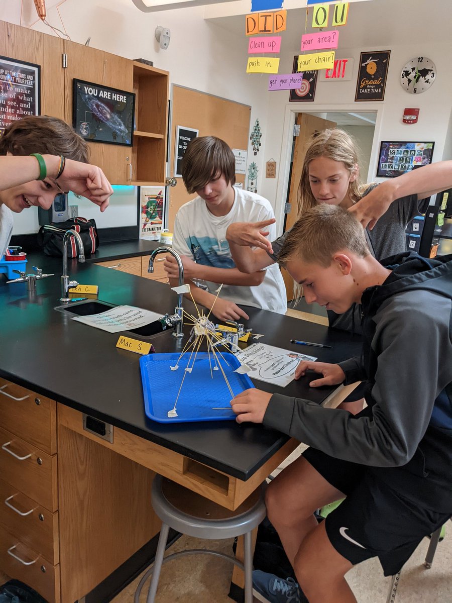 youdidascience's tweet photo. Day 1: Can you build a spaghetti tower that supports a marshmallow on top? Tallest structure that's self supporting wins. 18 minutes, go!
@WHSPioneerPride
#engineeringchallenge #teamwork #leadership #impressed!  #wearewatauga https://t.co/n6hxdVOSHm