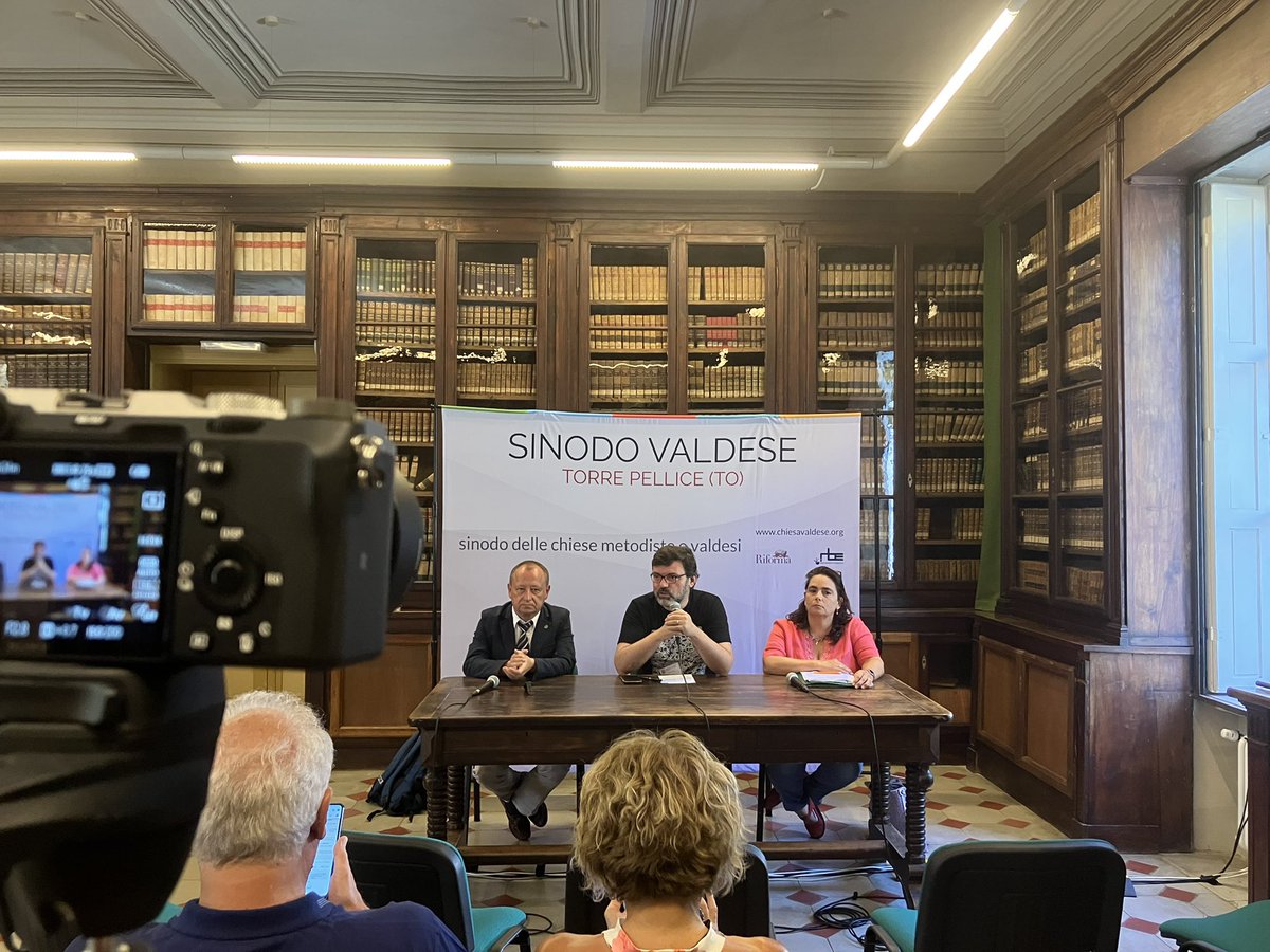 nev_it's tweet photo. Ora a #TorrePellice la conferenza stampa dell’#AssembleaSinodo #BMV #battisti #metodisti #valdesi seguite la diretta su https://t.co/dM9ng62XJ4 o sulla nostra pagina fb #pace #sinodo2022 #diritti con Peter Ciaccio @PeterCiaccio1, @pawelgajewski65 Pawel Gajewski e Sara Comparetti https://t.co/eVJSZu3w7I